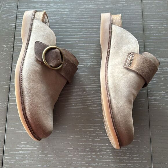 Sofft Beige and Brown Mules with Buckle - Picture 5 of 12